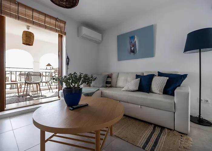 Olive & Ivy Guesthouse